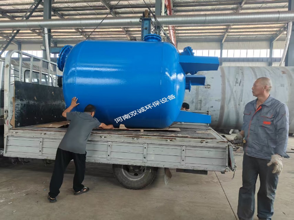 2025.07.11-河南某科技股份有限公司定制碳钢衬胶储罐发货